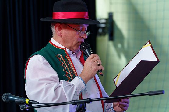 Grafika 28: Powiatowy Przegląd Piosenki Kaszubskiej w Redkowicach