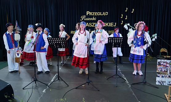 Grafika 47: Powiatowy Przegląd Piosenki Kaszubskiej w Redkowicach